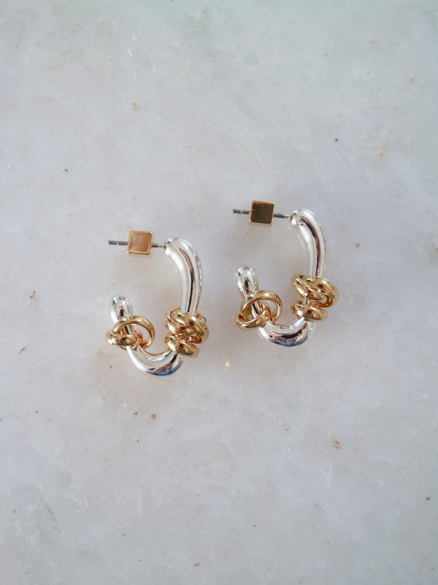 【LAPUIS】Flow coil ピアス