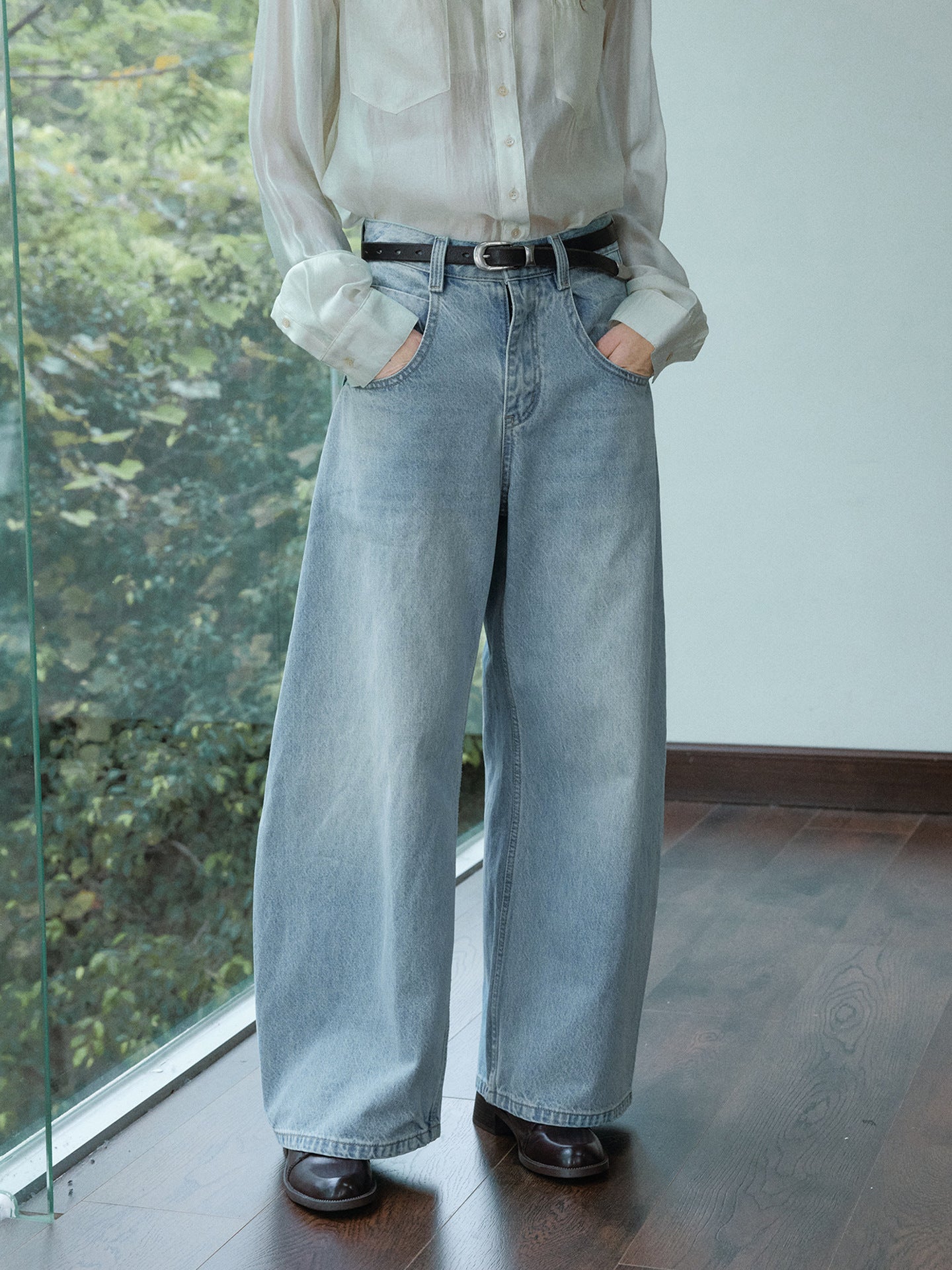 【PRE ORDER】カーヴィーシルエットデニムパンツ