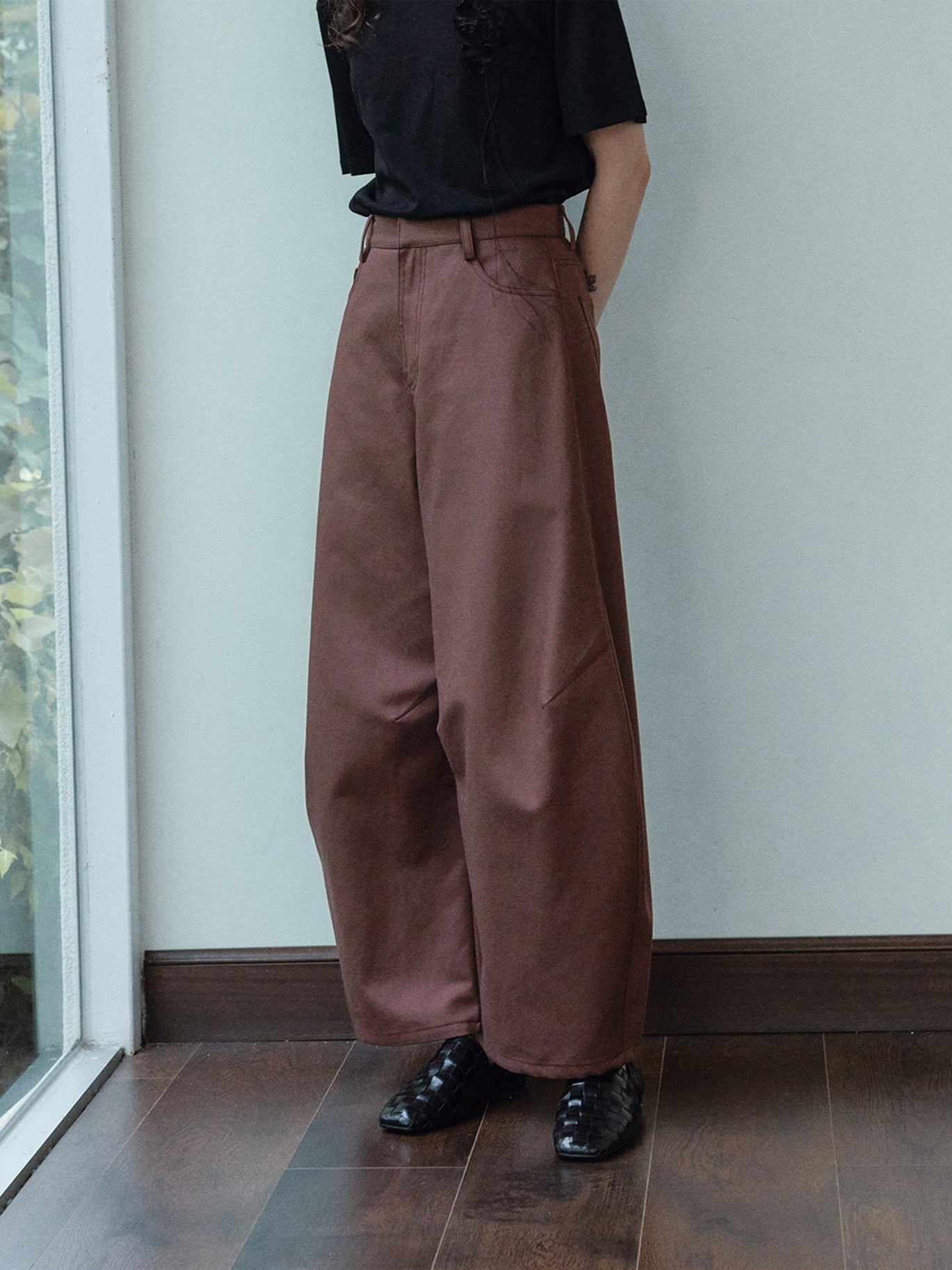【PRE ORDER】カーブシルエットワイドパンツ