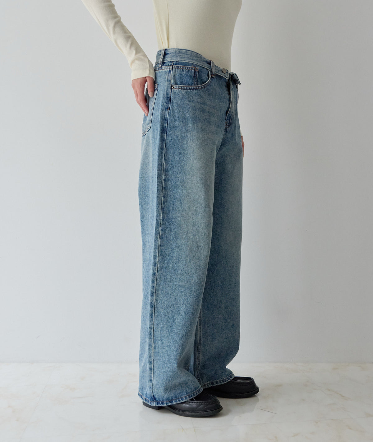 【POPUP】ウエスト折り返しワイドデニムパンツ