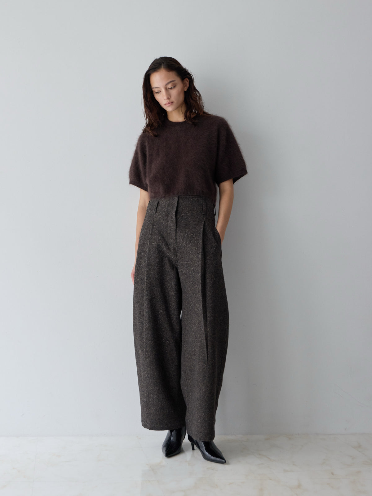 【COMING SOON】ハーフスリーブシャギークロップドニット