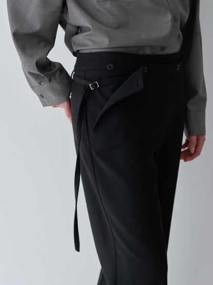 【POPUP】フロントボタンフレアパンツ