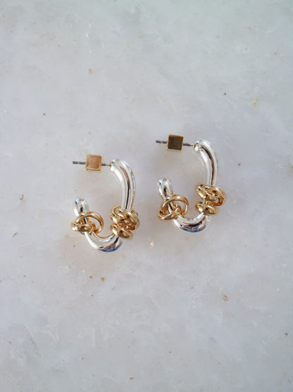 【LAPUIS】Flow coil ピアス