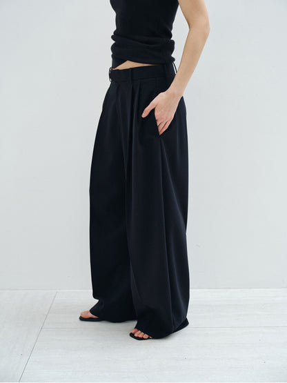 【COMING SOON】2タックワイドスラックスパンツ