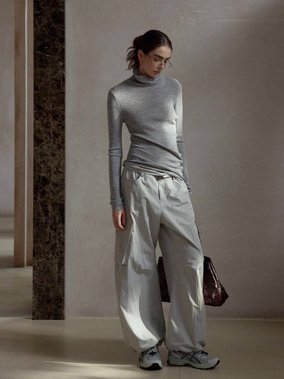 ドローストリングナイロンワイドカーゴパンツ